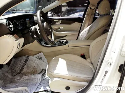 2017 Mercedes-Benz E-Class E300 4MATIC Exclusive, фото 4, лот 10060836