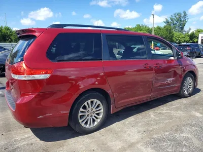 2011 TOYOTA SIENNA XLE 8-PASSENGER, фото 3, лот 10541920