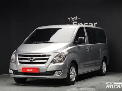 2017 Hyundai Starex 5-Seater VAN, фото 1, лот 10161467