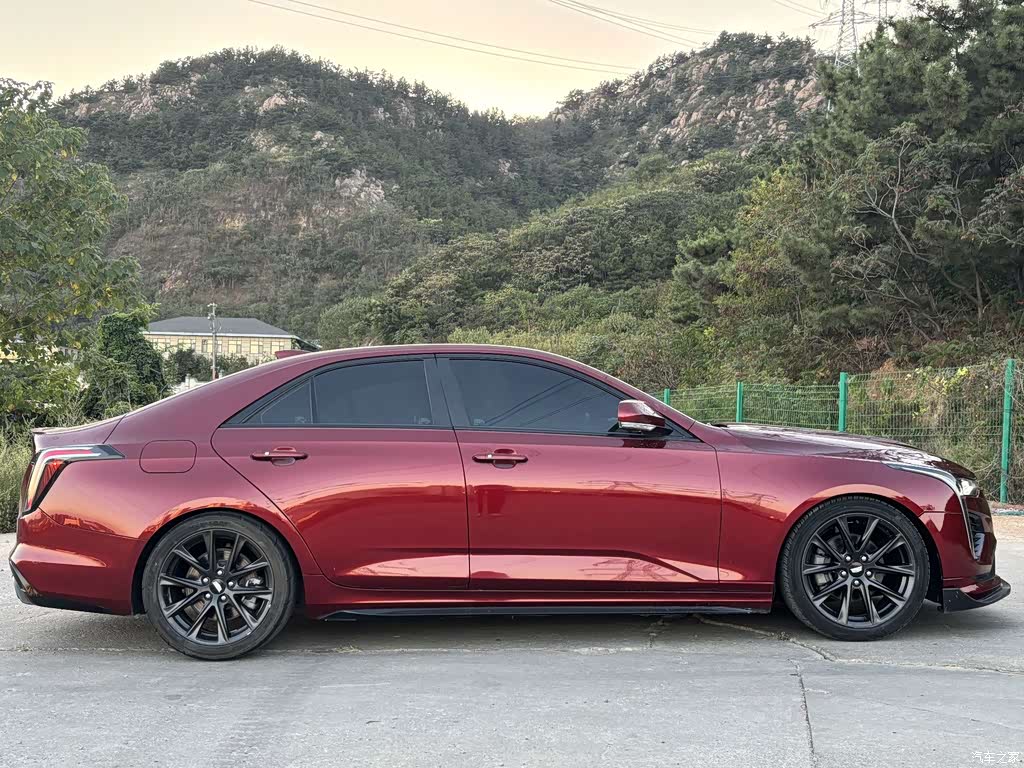 2021 Cadillac CT4 28T Premium Edition, фото 4, лот 11175350