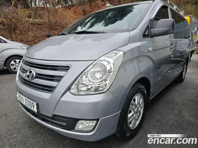 2017 Hyundai Starex 5-Seater VAN, фото 1, лот 10190560