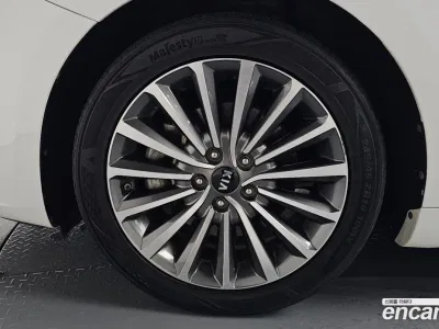 2017 Kia K7 2.4 GDI Limited, фото 4, лот 10143969