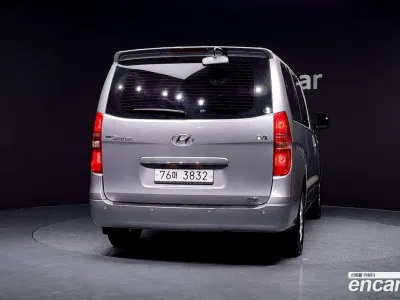 2013 Hyundai Starex 12-Seater Wagon, фото 3, лот 10192327