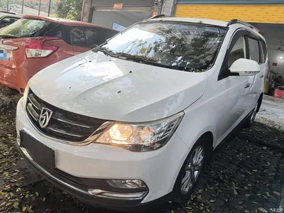 2016 Baojun 730 1.5L Manual Comfort 7-seater China V, фото 2, лот 11162760