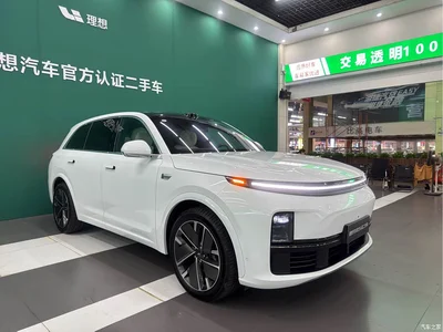 2025 Li Auto L7 Ultra Smart Renewal Edition, фото 4, лот 10446312