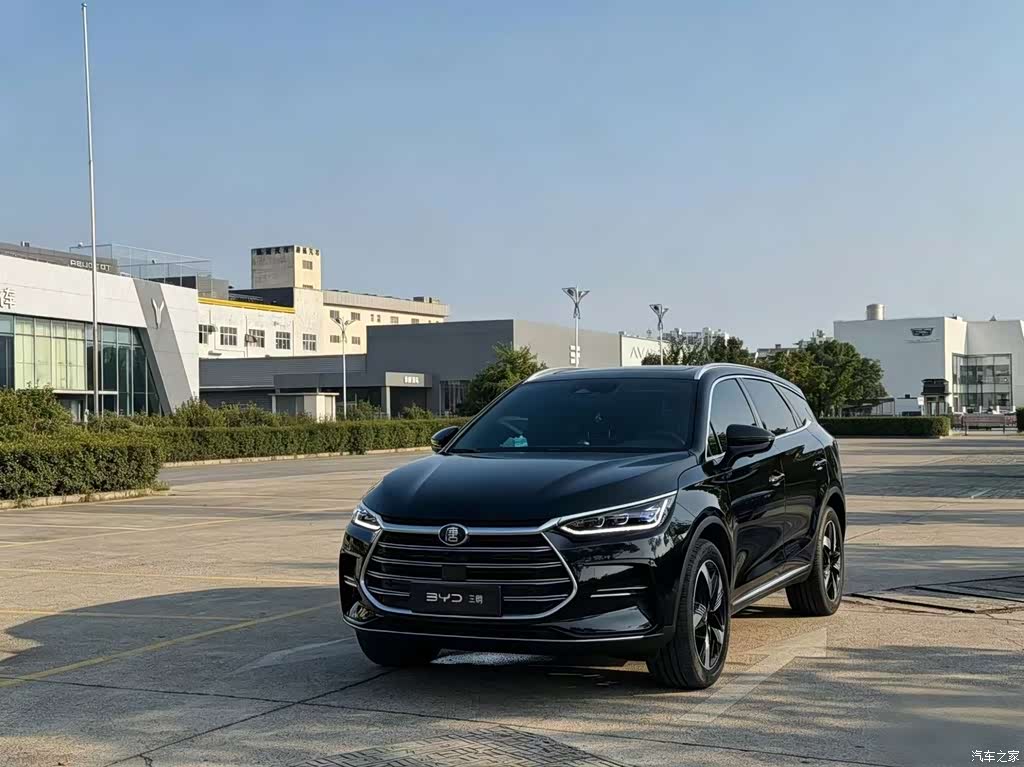 2023 BYD Tang New Energy Model DM-i Champion Edition 112KM Premium, фото 1, лот 11211553
