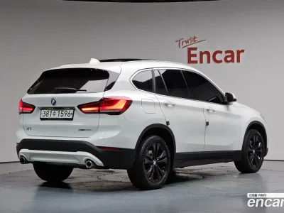 2020 BMW X1 xDrive 20i Advantage, фото 1, лот 10185632