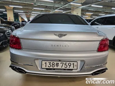 2022 Bentley Flying Spur 4.0, фото 3, лот 10117583