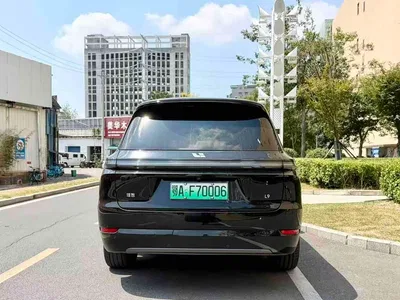 2023 Li Auto Li Xiang L9 Model Pro, фото 4, лот 10825906