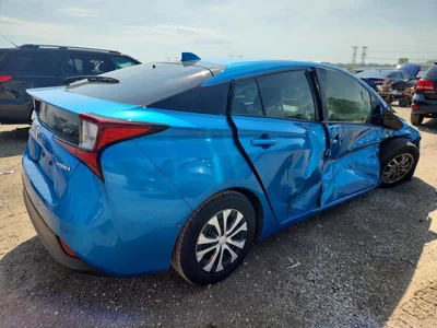 2020 TOYOTA PRIUS LE, фото 3, лот 10510840
