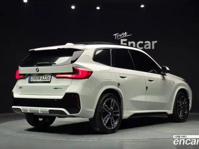 2025 BMW X1 xDrive 20i M Sport, фото 2, лот 10519256