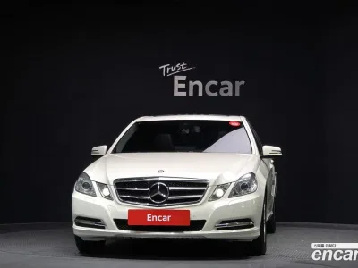 2012 Mercedes-Benz E-Class E200 CGI, фото 3, лот 10073979