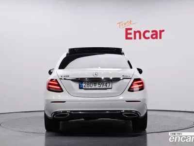 2017 Mercedes-Benz E-Class E300 4MATIC Exclusive, фото 4, лот 10167072