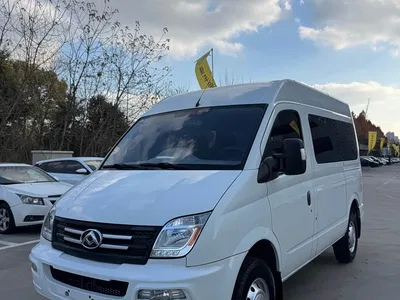 2021 SAIC Maxus Xintu V80 2.0T Manual Classic Aoyuntong Short Wheelbase Medium Roof 5/6-Seater, фото 1, лот 11162343
