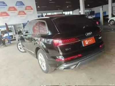 2023 Audi Q7 45 TFSI quattro S line Sport, фото 4, лот 11248701