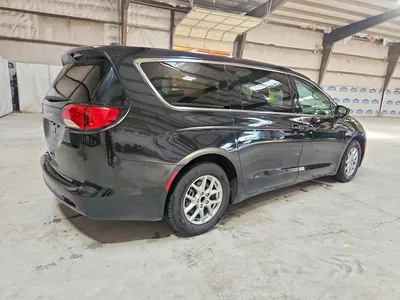 2023 CHRYSLER VOYAGER LX, фото 3, лот 10869864