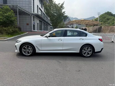 2025 BMW i3 eDrive 35 L, фото 4, лот 10889411