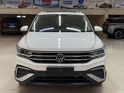 2023 Volkswagen Tiguan L 280TSI 2WD Trend Limited Edition, фото 2, лот 10382154