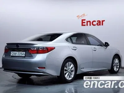 2013 Lexus ES 300h Executive, фото 2, лот 10032855