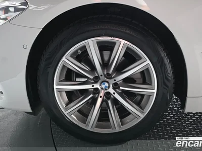 2018 BMW 5-Series 520i Luxury, фото 4, лот 10196523