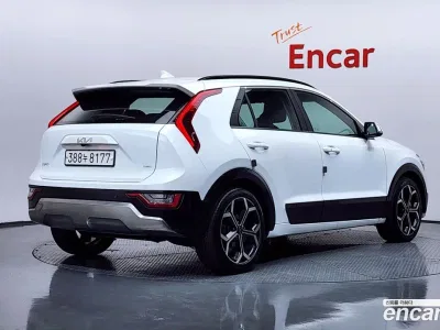 2022 Kia Niro Signature, фото 1, лот 10079111