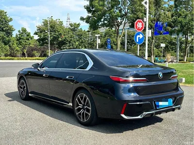 2023 BMW 7 Series Model 735Li M Sport Package, фото 4, лот 10679933