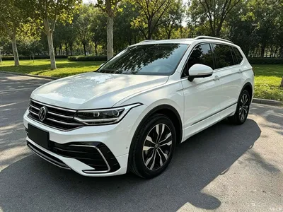 2023 Volkswagen Tiguan L Facelift 330TSI Auto FWD R-Line Premium, фото 1, лот 11140724