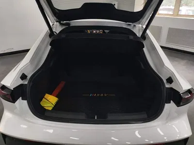 2023 Changan UNI-V 1.5T Premium Edition, фото 4, лот 10708328