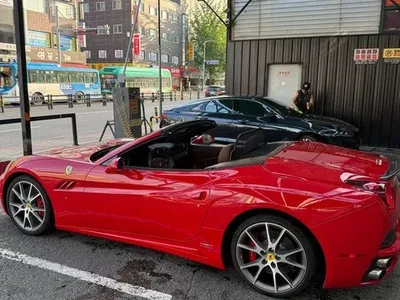 2010 Ferrari California 4.3 V8, фото 1, лот 10035385