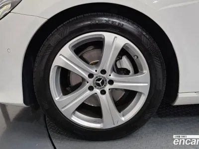 2018 Mercedes-Benz E-Class E200 Avantgarde, фото 4, лот 10061175