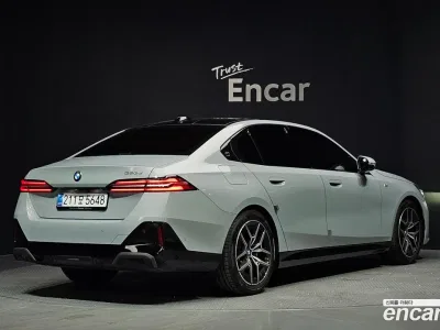 2025 BMW 5-Series 523d M Sport, фото 2, лот 10145076