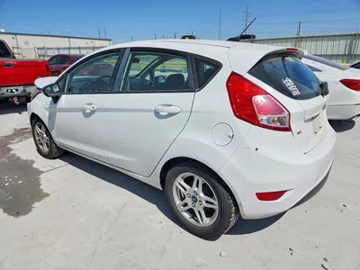 2018 FORD FIESTA SE, фото 2, лот 10537384