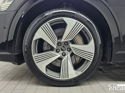 2022 Audi e-tron 55 Quattro Sportback, фото 4, лот 10102203