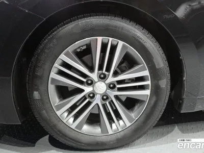 2014 Hyundai Grandeur HG240 Modern, фото 4, лот 10063107