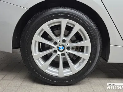 2017 BMW Gran Turismo GT 320d xDrive, фото 3, лот 10054956