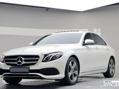 2019 Mercedes-Benz E-Class E300 Avantgarde, фото 1, лот 10170092