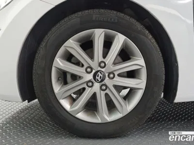 2014 Hyundai AVANTE 1.6 GDi Modern, фото 4, лот 10123550