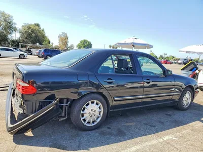 2000 MERCEDES-BENZ E 320, фото 3, лот 10972011