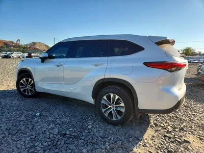 2022 TOYOTA HIGHLANDER XLE, фото 2, лот 10548178