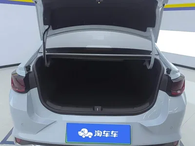 2024 Geely Emgrand L HiP Model Soaring Dragon Edition 1.5TD-DHT Pro 100KM Excellence Type, фото 4, лот 11200755