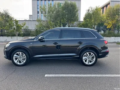 2021 Audi Q7 55 TFSI quattro S line Sport, фото 4, лот 10235824