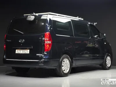 2021 Hyundai Starex Van 3-Seater, фото 2, лот 11244408
