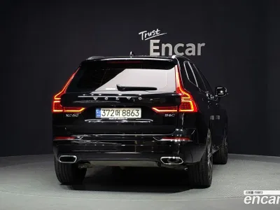 2021 Volvo XC60 B6 Inscirtion, фото 4, лот 10116116