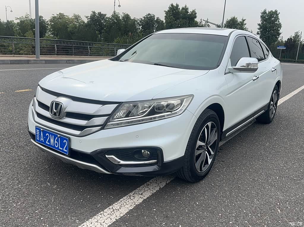2014 Honda Crosstour 2.4L Luxury Edition, фото 1, лот 11222320