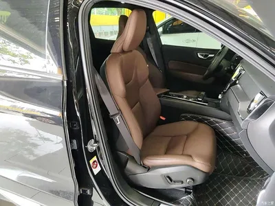 2025 Volvo XC60 B5 AWD Smart Luxury Edition, фото 3, лот 11580749