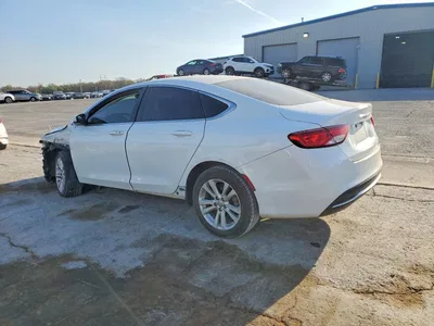 2016 CHRYSLER 200 LIMITED, фото 2, лот 10864058