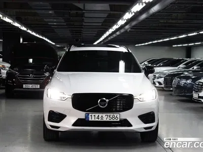 2021 Volvo XC60 T8 R-Design, фото 2, лот 10125862