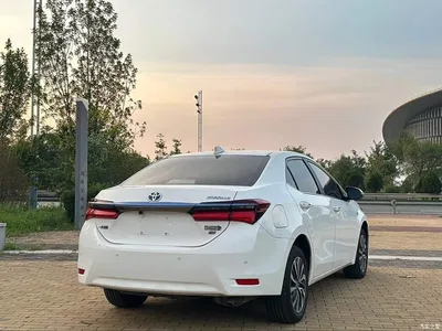 2019 Toyota Corolla Twin Engine E+ 1.8L E-CVT Luxury Edition, фото 4, лот 10278126