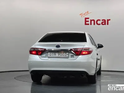 2017 Toyota Camry Hybrid XLE, фото 4, лот 10222229