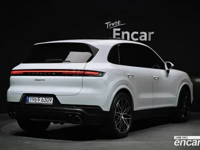2024 Porsche Cayenne 3.0, фото 2, лот 10168540